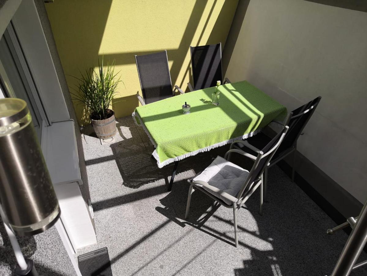 Apartamento Taunusrast-Usi Usingen Exterior foto